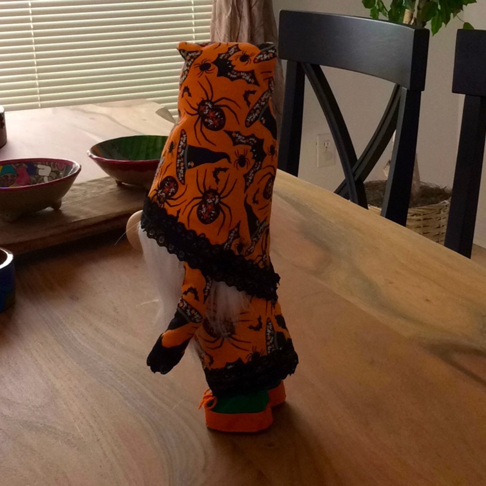 Halloween Gnome - Picture 3 of 6